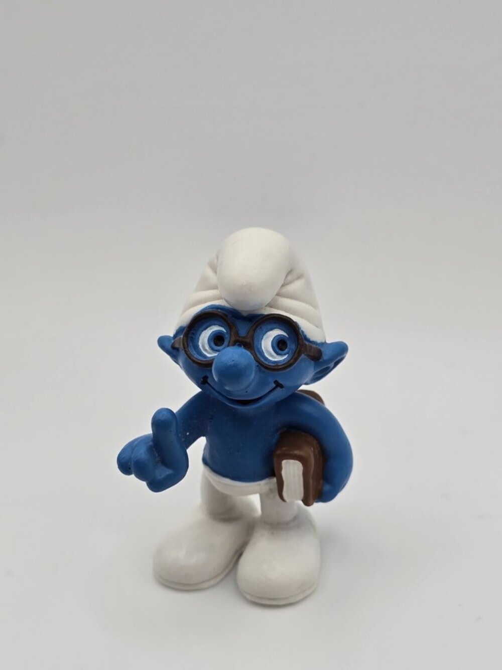 Smurf PVC Figure Brainy Smurf With Book Smart ~ Schleich Peyo Collectible